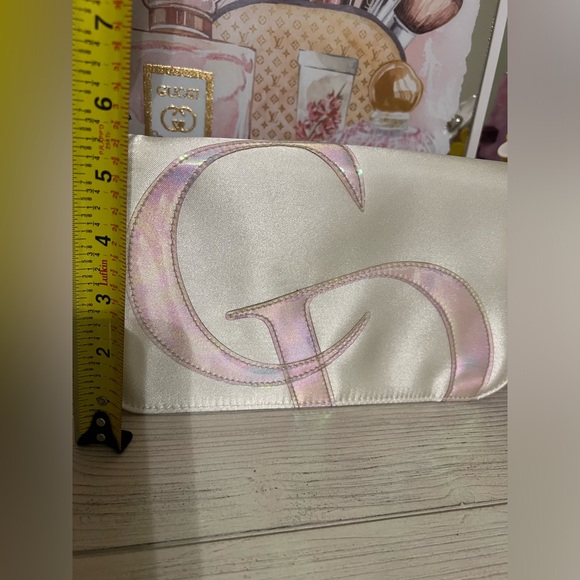 Rare Christian Dior Cosmetic Bag 🤍 - Picture 6 of 6